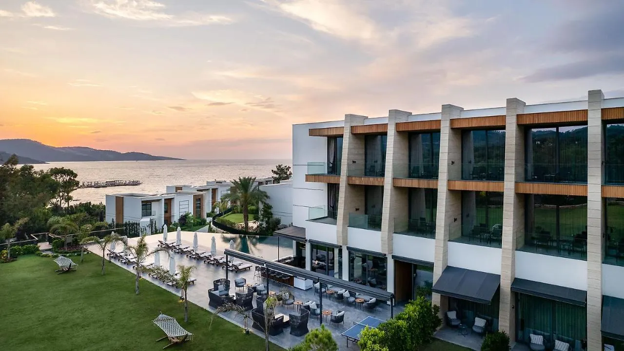 The Norm Collection Door'A Bodrum Torba