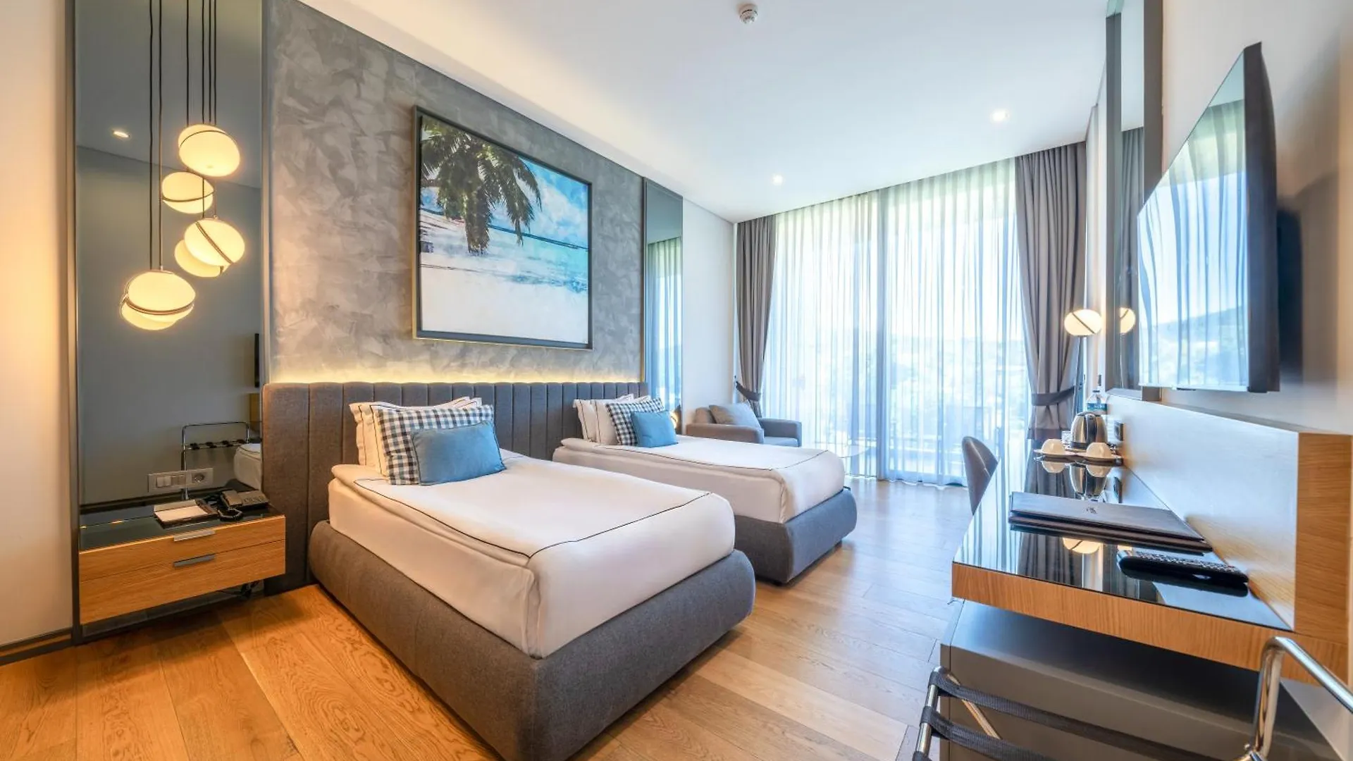 The Norm Collection Door'A Bodrum Torba 5*,