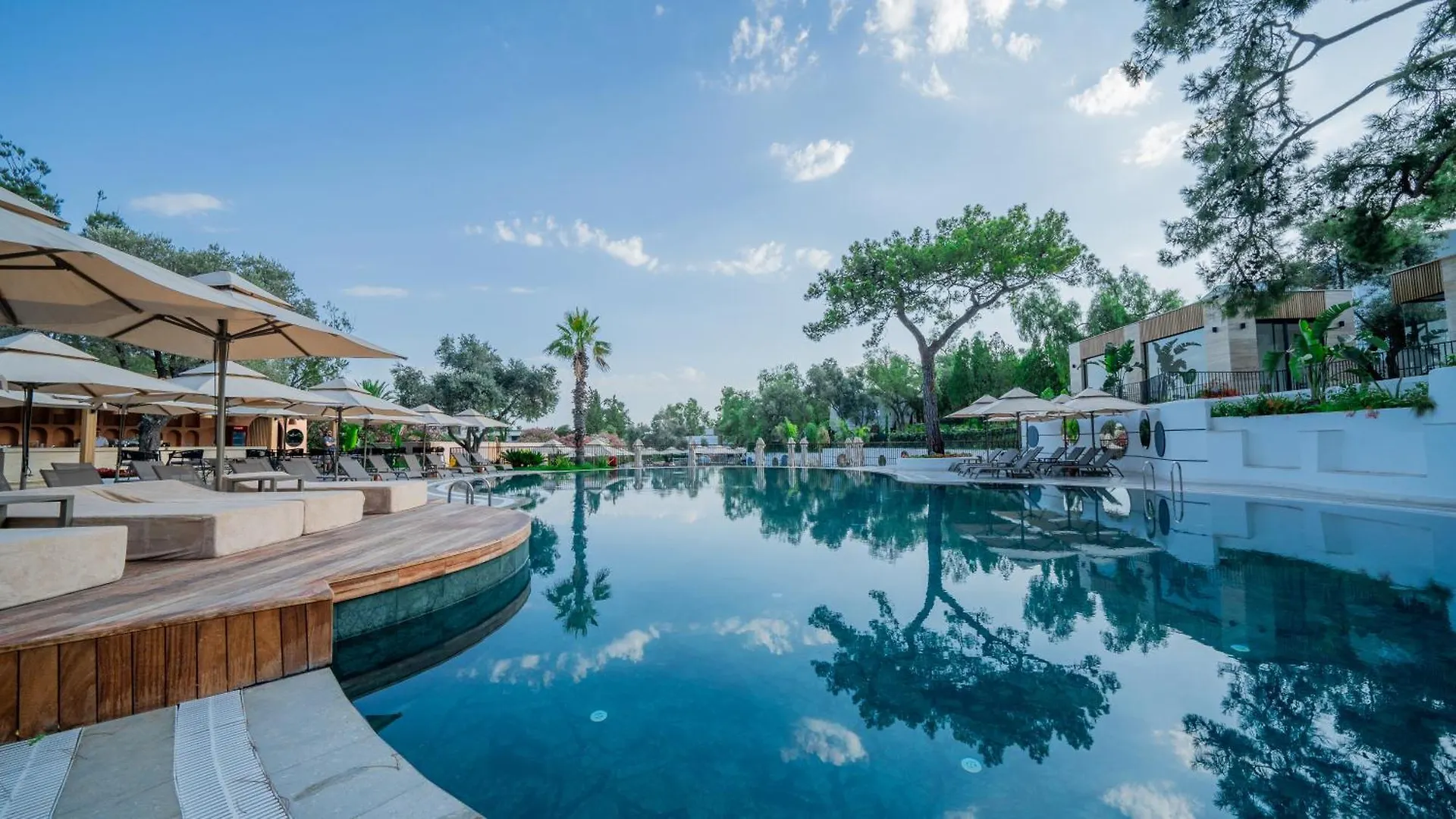 The Norm Collection Door'A Bodrum Torba 5*,